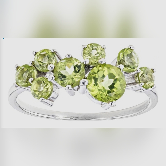 SZ 8, 10K White Gold Peridot Ring, New With Tags - Picture 4 of 5